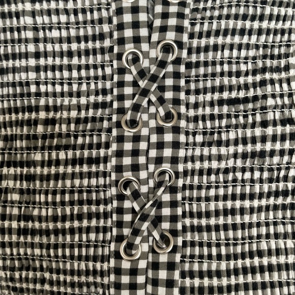 Express Black and White Strapless Top - Picture 7 of 7